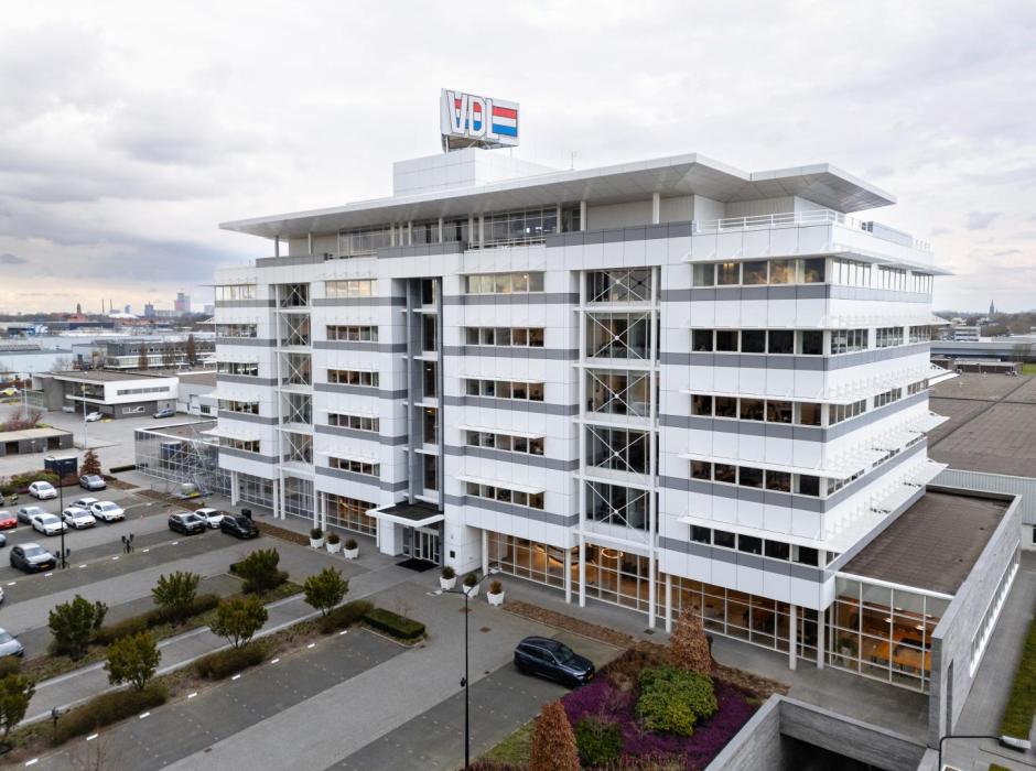 Omzet VDL Groep licht gedaald, resultaat hersteld in 2025