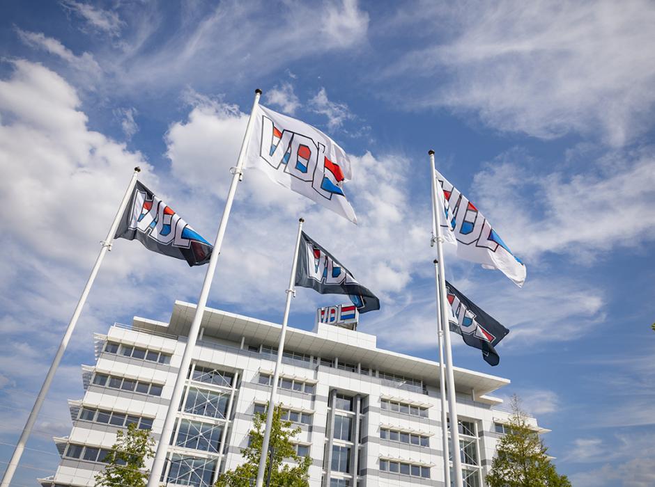 Eerste halfjaar bij VDL Groep: omzet stabiel, het resultaat laat herstel zien